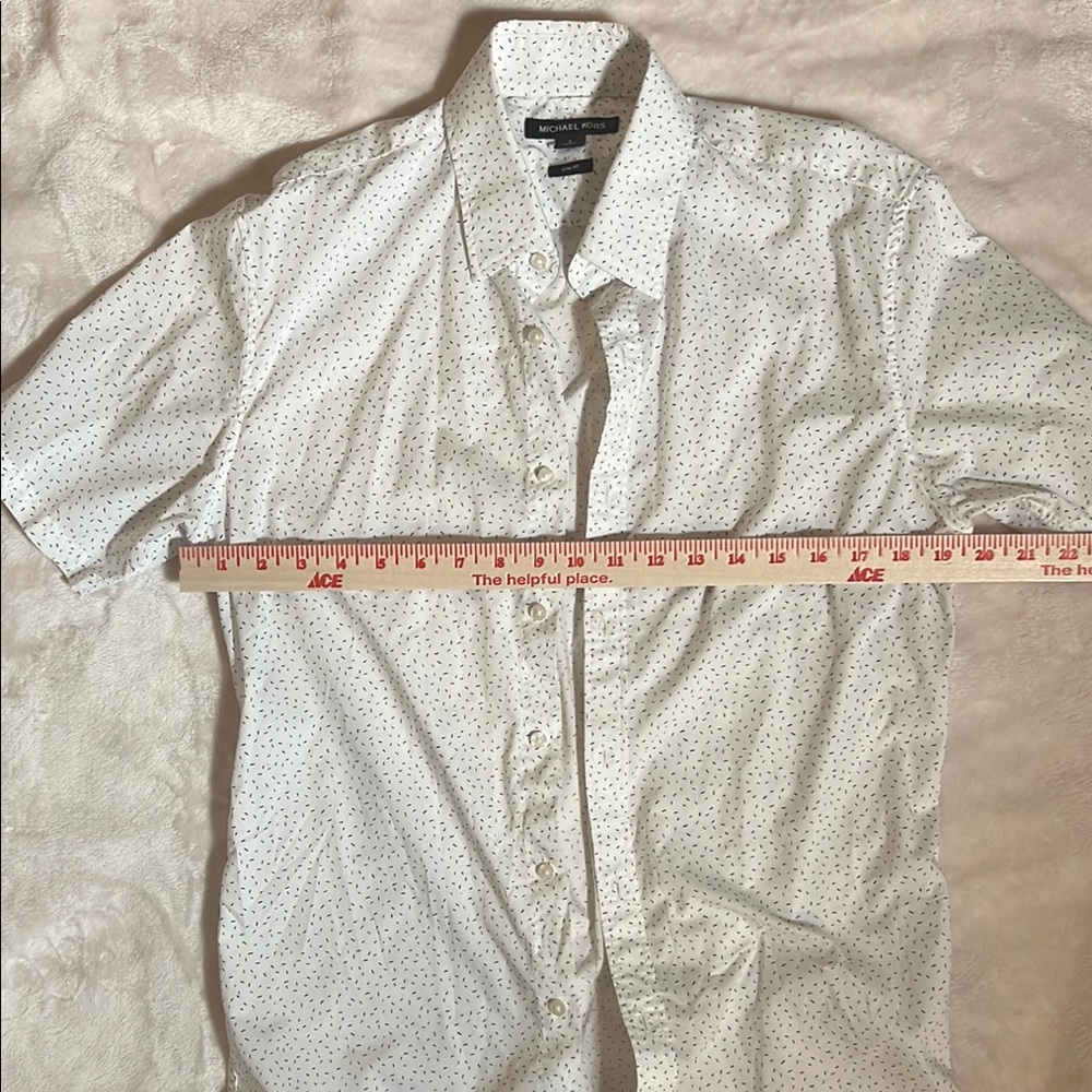 Michael Kors Men’s White Casual Button Down Shirt Size Small